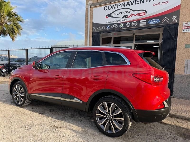 Usado Renault Kadjar Zen 110 CV (80 kW) 2017 Granate SUV