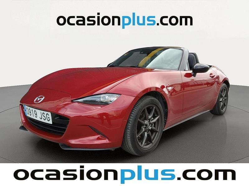 Usado Mazda MX5 Luxury 131 HP (96 kW) 2016 Vermelho Cabrios