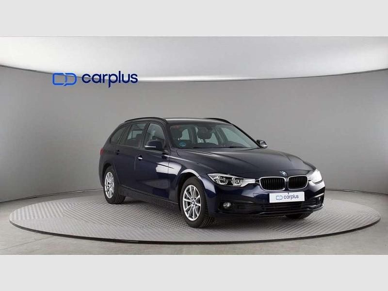 Usado BMW 318 150 CV (110 kW) 2016 Azul Familiar