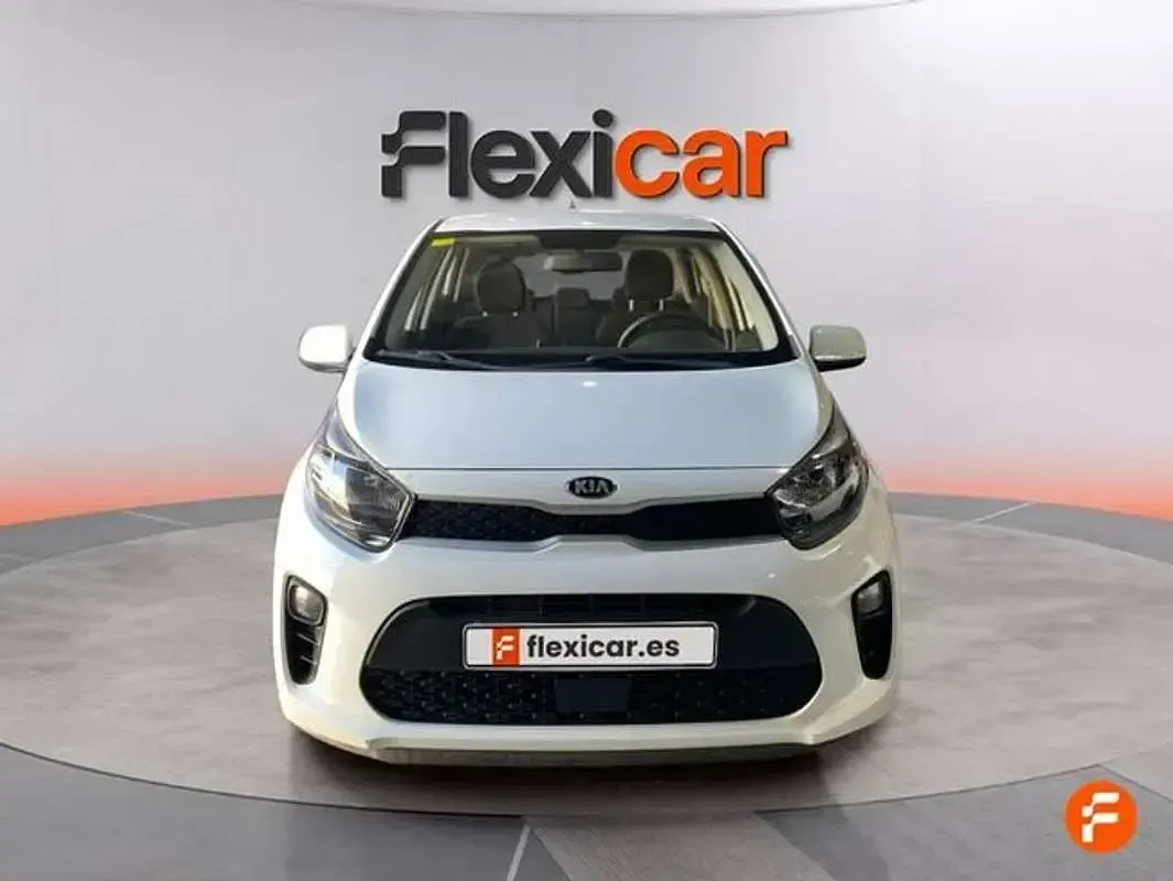 Usado Kia Picanto Comfort 67 CV (49 kW) 2020 Beige Utilitario