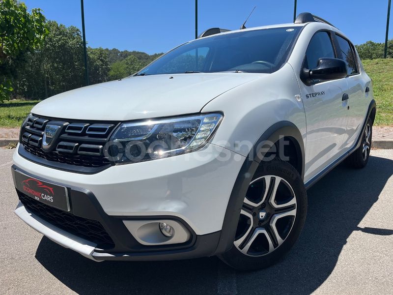 Blanco Usado 2020 Dacia Sandero Essentiel Utilitario | 12.490 € (Un poco caro) - Imagen 1/4