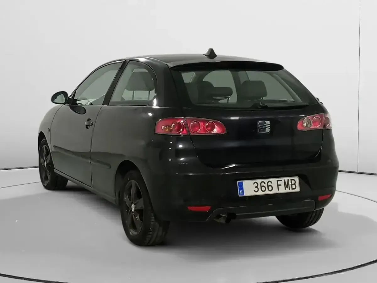 Käytetty Seat Ibiza Sport 106 HP (77 kW) 2007 Musta Viistoperä