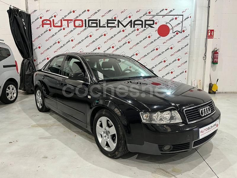 Negro Usado 2002 Audi A4 Berlina | 4800 € (Caro) - Imagen 1/4