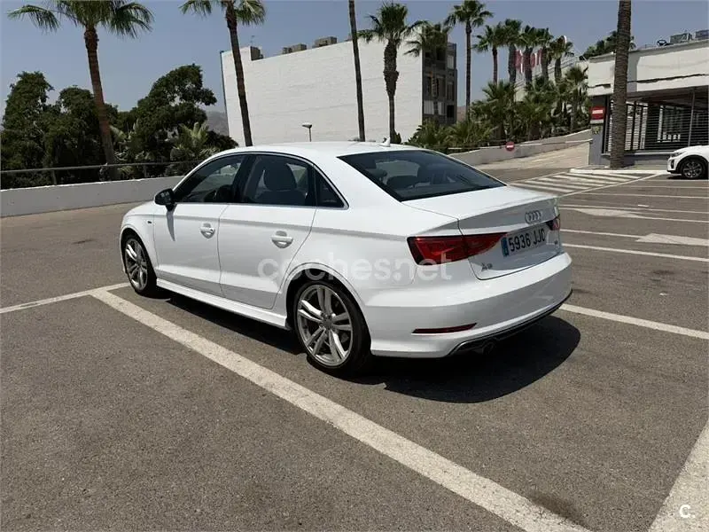 Usado Audi A3 S-Line 110 CV (80 kW) 2015 Blanco Berlina