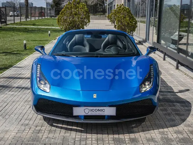 Brugt Ferrari 488 670 HK (492 kW) 2018 Blå Cabriolet