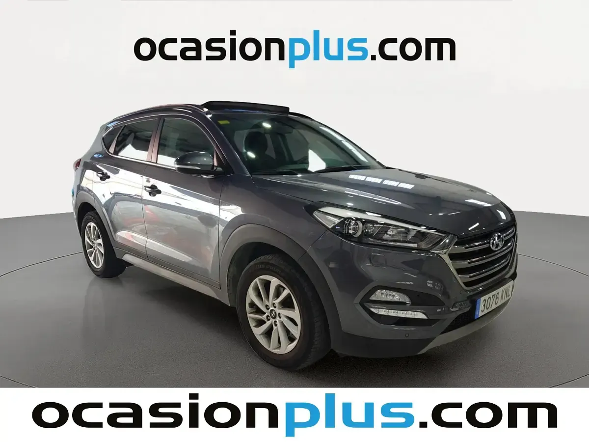 Usado Hyundai Tucson 141 CV (103 kW) 2018 Gris SUV