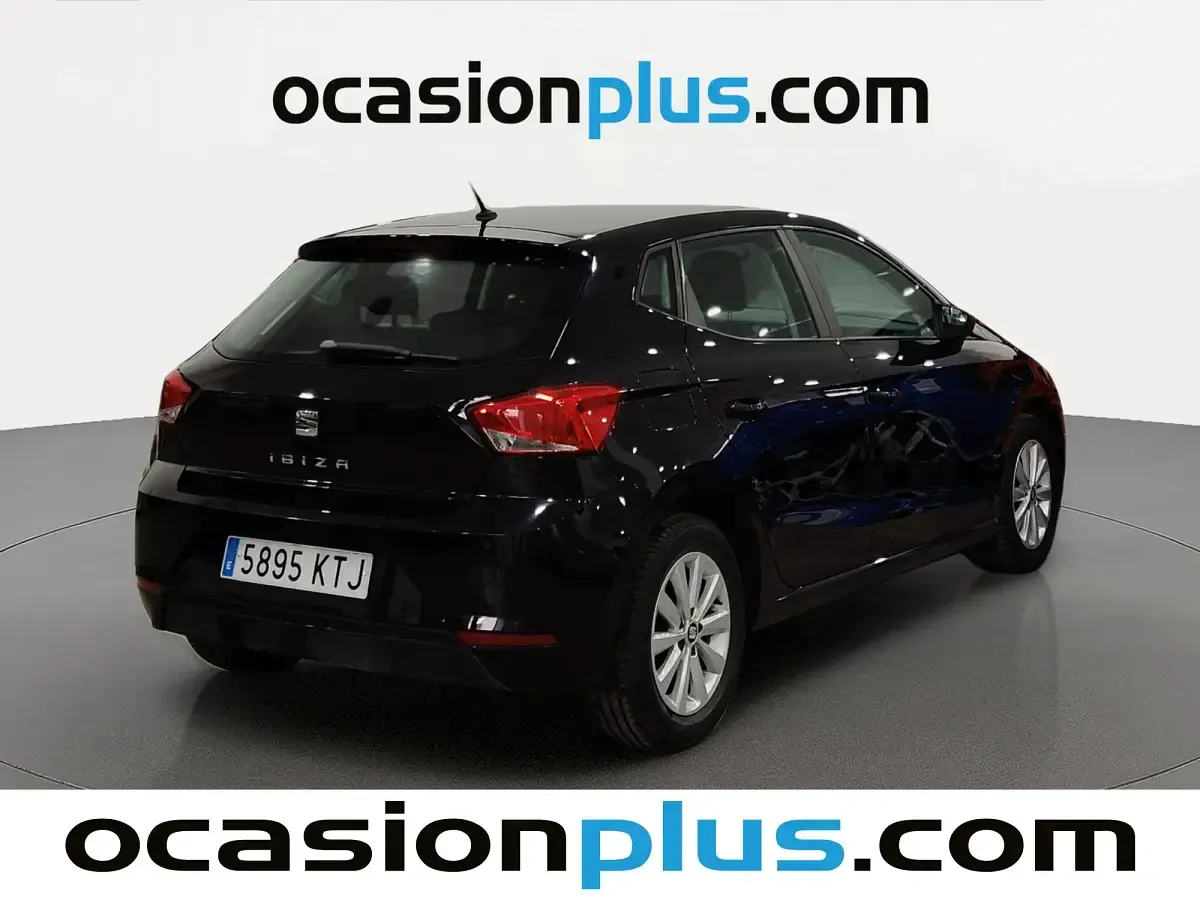 Usado Seat Ibiza Style Plus 80 CV (58 kW) 2019 Negro Utilitario