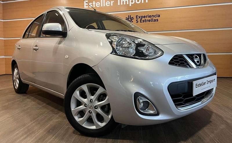 Usado Nissan Micra Acenta 80 CV (58 kW) 2017 Plateado Utilitario