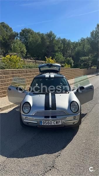 Usado Mini Cooper 115 CV (84 kW) 2004 Gris / plata Utilitario