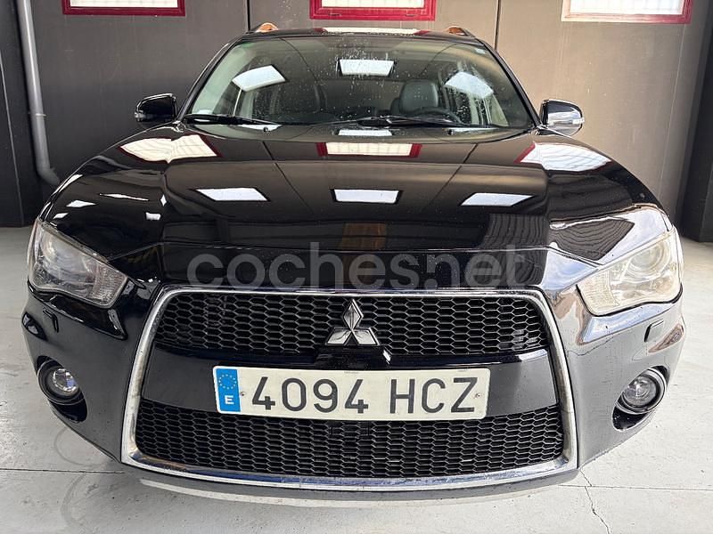 Usado Mitsubishi Outlander Motion 177 CV (130 kW) 2011 Negro SUV