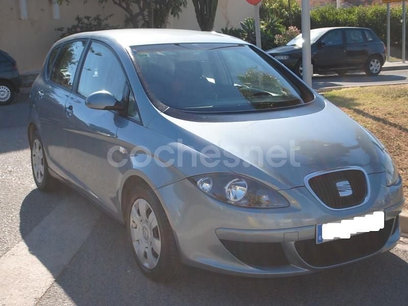 Azul Usado 2005 Seat Altea Reference Monovolumen | 4700 € (Precio justo) - Imagen 1/4