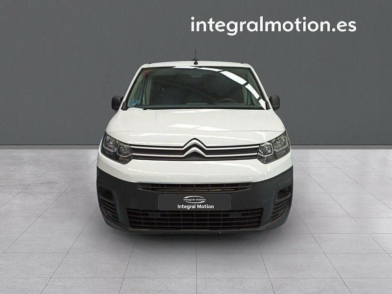 Usado Citroën Berlingo 100 CV (73 kW) 2021 Blanco Monovolumen