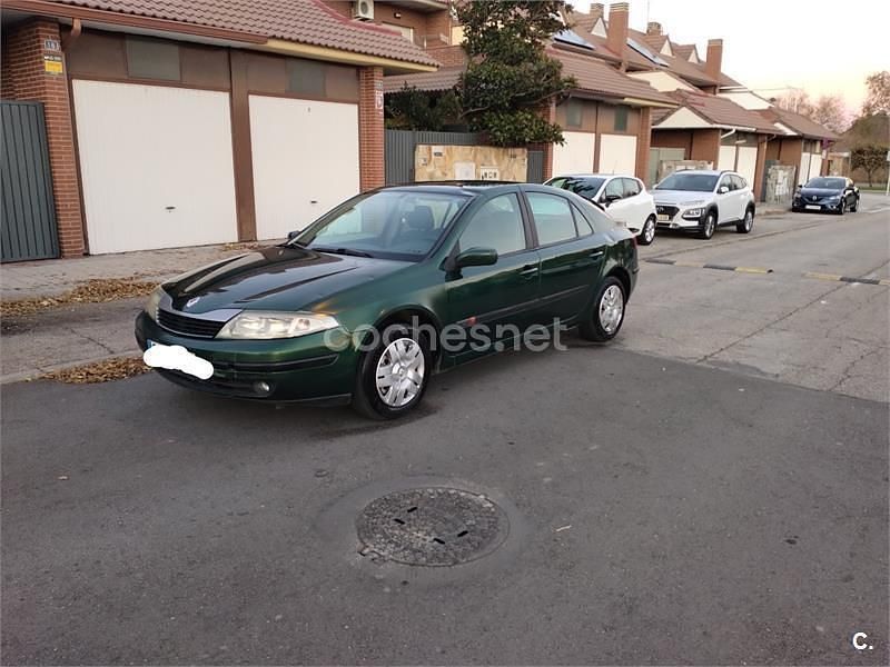 Verde Usado 2002 Renault Laguna II Authentique Berlina | 1400 € (Precio justo) - Imagen 1/4