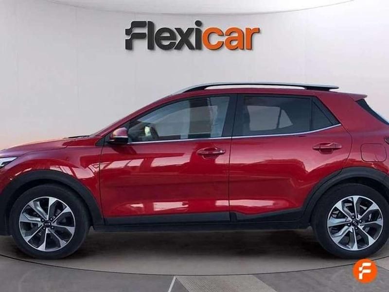 Usado Kia Stonic 120 CV (88 kW) 2019 Burdeos SUV