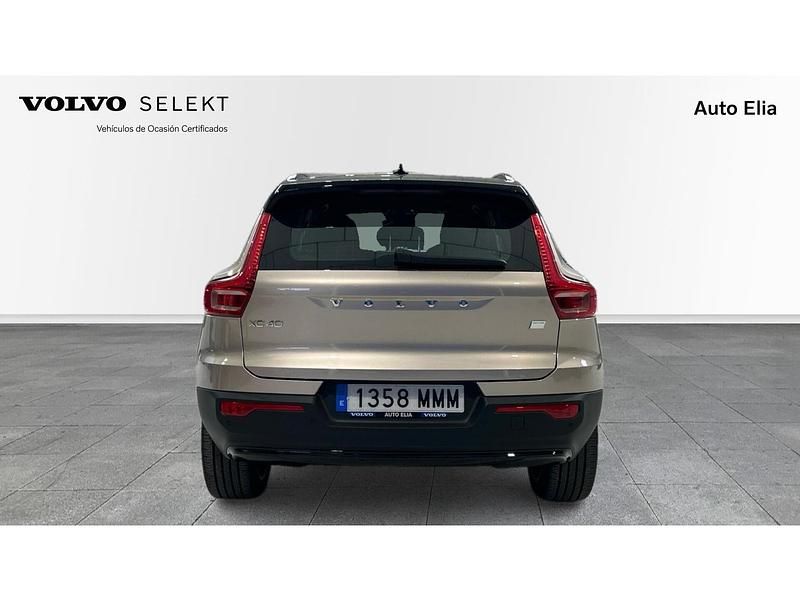 Usado Volvo XC40 Plus 175 kW (238 CV) 2023 Otro SUV