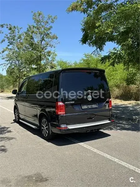Usado VW Multivan Highline 140 CV (102 kW) 2015 Negro Monovolumen