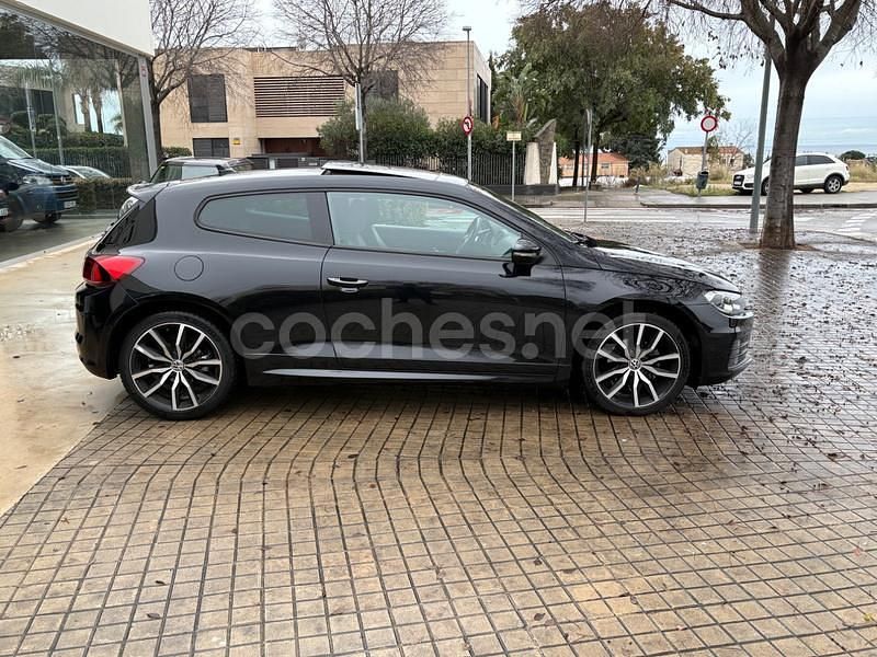 Usado VW Scirocco R-line 125 CV (91 kW) 2017 Negro Coupe