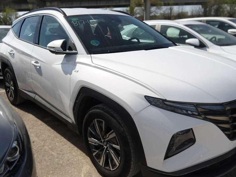 Käytetty Hyundai Tucson 150 HP (110 kW) 2021 Valkoinen Katumaasturi