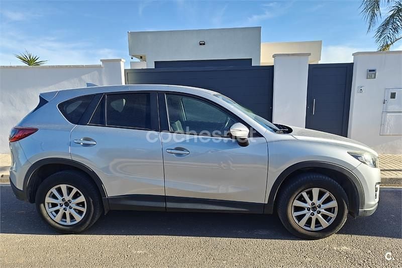 Usado Mazda CX-5 Style 150 CV (110 kW) 2015 Gris / plata SUV