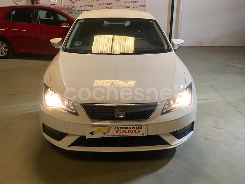 Blanco Usado 2018 Seat Leon Reference Berlina | 13.900 € (Un poco caro) - Imagen 1/4