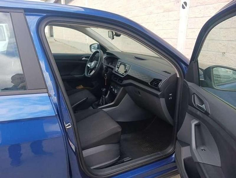 Usado VW T-Cross Edition 95 CV (69 kW) 2021 Azul SUV
