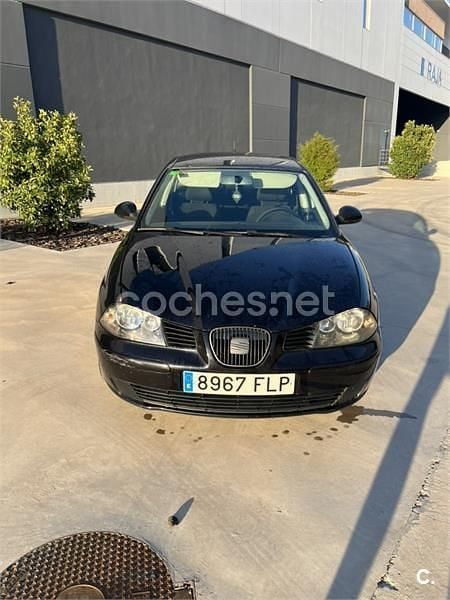 Usado Seat Ibiza Reference 100 CV (73 kW) 2007 Negro Utilitario