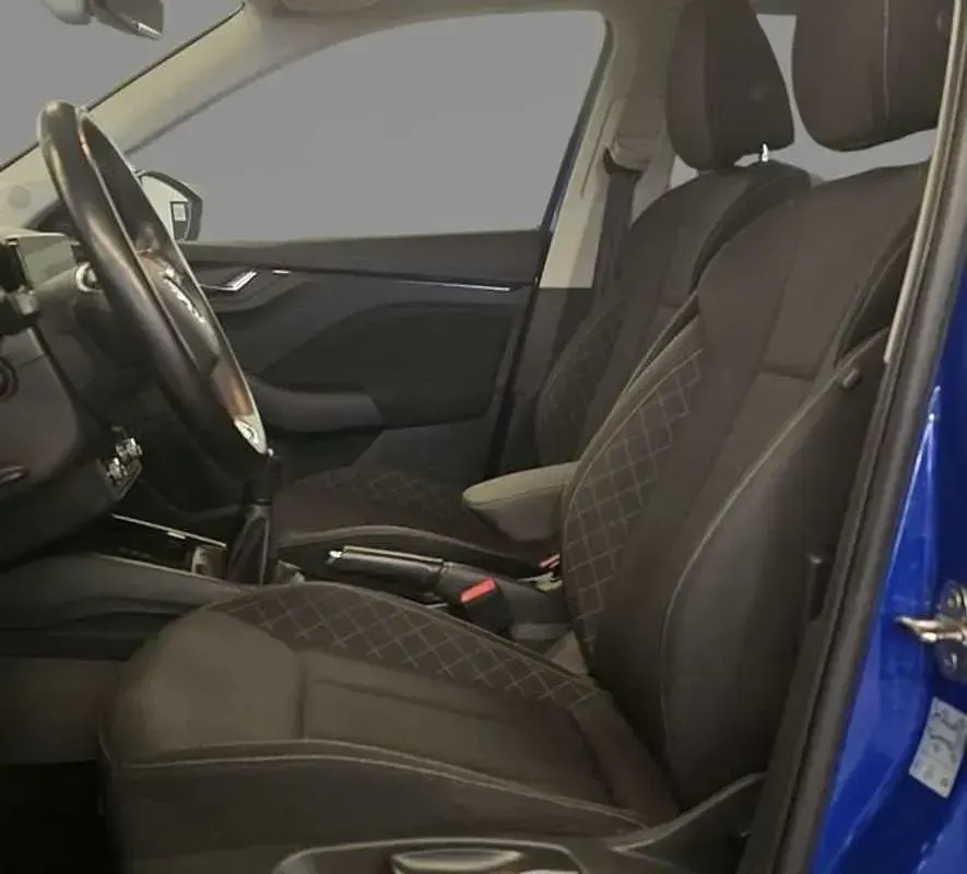 Usado Skoda Scala Ambition 110 CV (80 kW) 2023 Azul Utilitario
