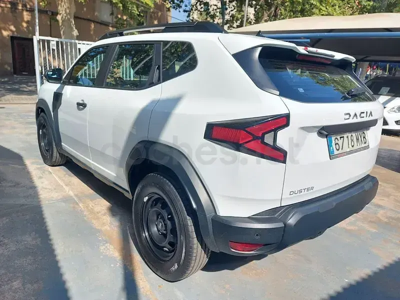 Usado Dacia Duster Essentiel 100 CV (73 kW) 2024 Blanco SUV