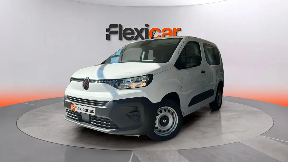 Usado Citroën Berlingo 102 CV (75 kW) 2024 Blanco Monovolumen