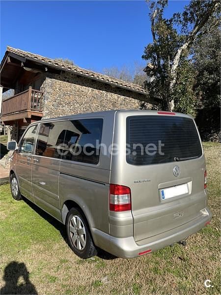Usado VW Multivan Comfortline 130 CV (95 kW) 2004 Beige Van