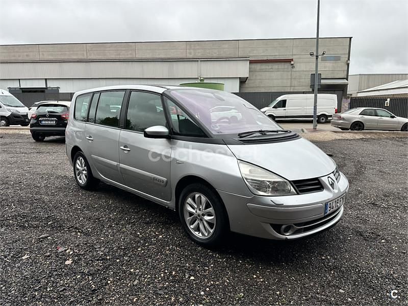 Usado Renault Espace Dynamique 150 CV (110 kW) 2007 Gris / plata Monovolumen