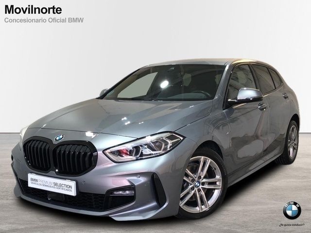 Gris Usado 2023 BMW 118 Comfort Edition Utilitario | 29.945 € (Precio justo) - Imagen 1/4