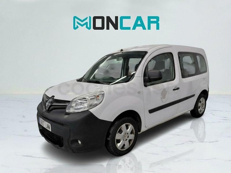 Usado Renault Kangoo Zen 95 CV (69 kW) 2021 Blanco Monovolumen