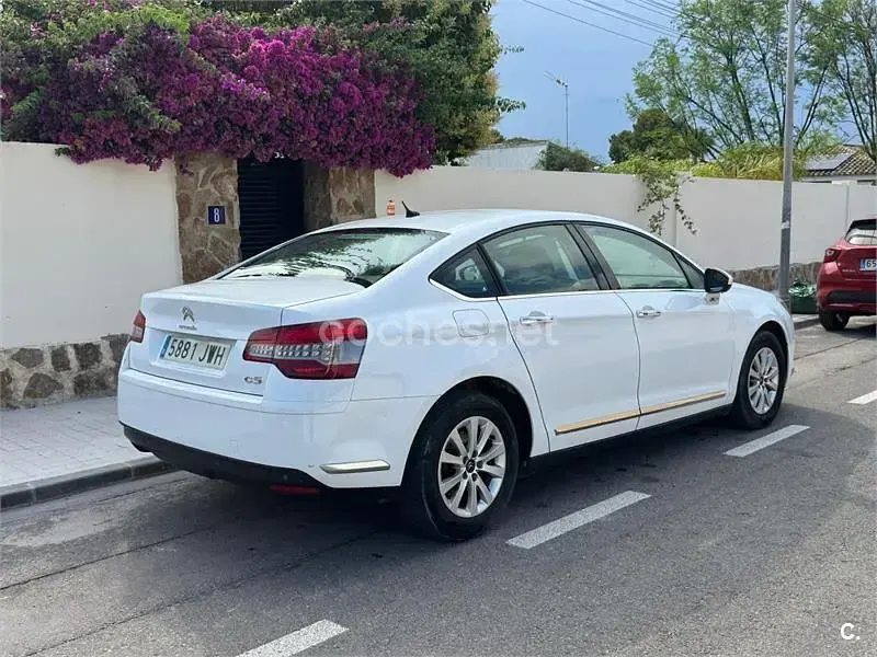 Usado Citroën C5 Feel 150 CV (110 kW) 2017 Blanco Berlina