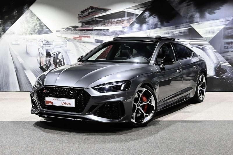 Gris / plata Nuevo 2025 Audi RS5 Sportback Competition Berlina | 104.900 € (Precio justo) - Imagen 1/4