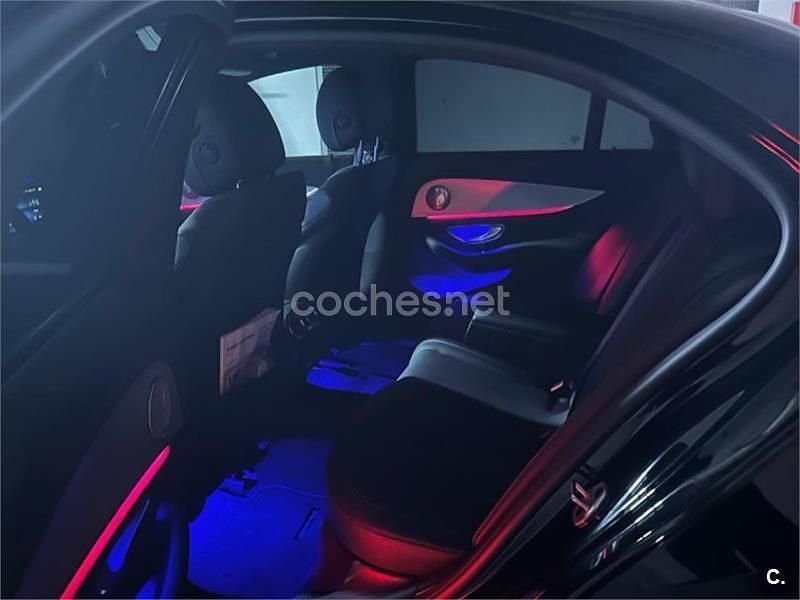 Usado Mercedes E300 306 CV (225 kW) 2020 Negro Berlina