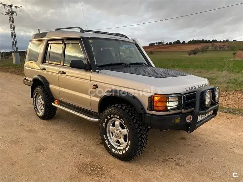 Usado Land Rover Discovery S 138 CV (101 kW) 2000 Beige SUV