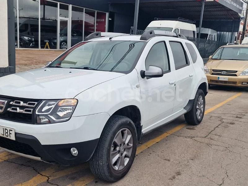 Blanco Usado 2014 Dacia Duster Lauréate SUV | 8500 € (Precio justo) - Imagen 1/3
