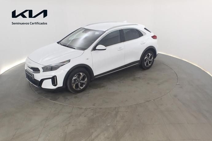 Usado Kia XCeed 101 CV (74 kW) 2025 Blanco SUV