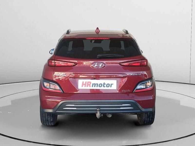 Usado Hyundai Kona 100 kW (137 CV) 2022 Rojo SUV