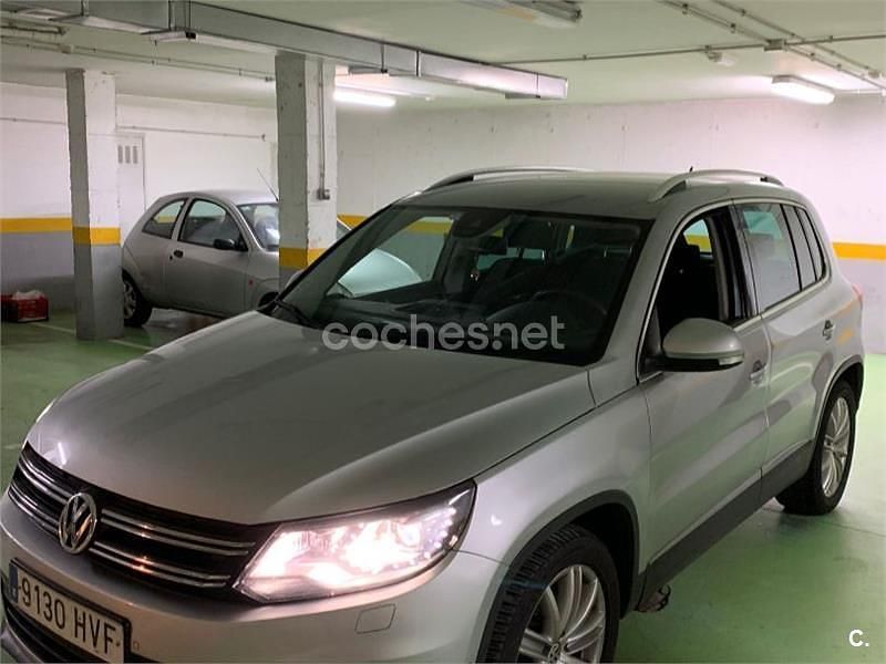 Usado VW Tiguan Sport 140 CV (102 kW) 2014 Gris / plata SUV