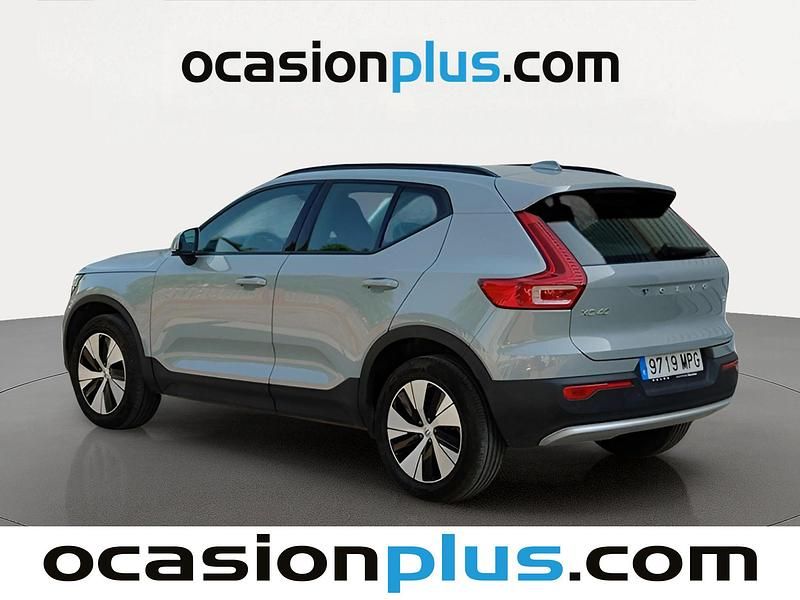 Usado Volvo XC40 129 CV (94 kW) 2024 Gris SUV