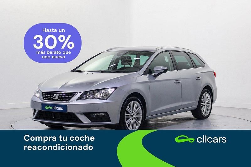 Usado Seat Leon XCELLENCE 130 CV (95 kW) 2020 Gris / plata Familiar