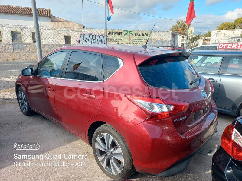 Usado Nissan Pulsar Visia 115 CV (84 kW) 2014 Rojo Berlina