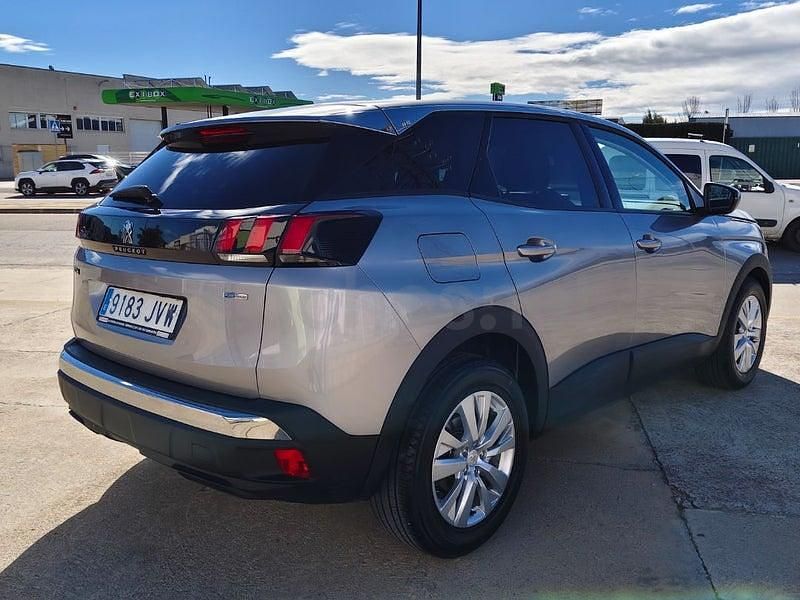 Usado Peugeot 3008 Active 130 CV (95 kW) 2017 Gris / plata SUV