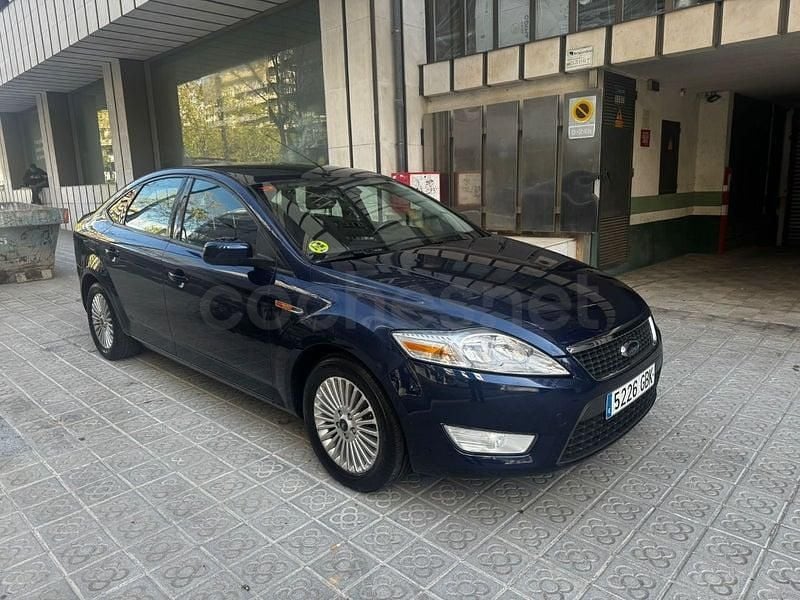 Usado Ford Mondeo Trend 140 CV (102 kW) 2008 Azul Berlina