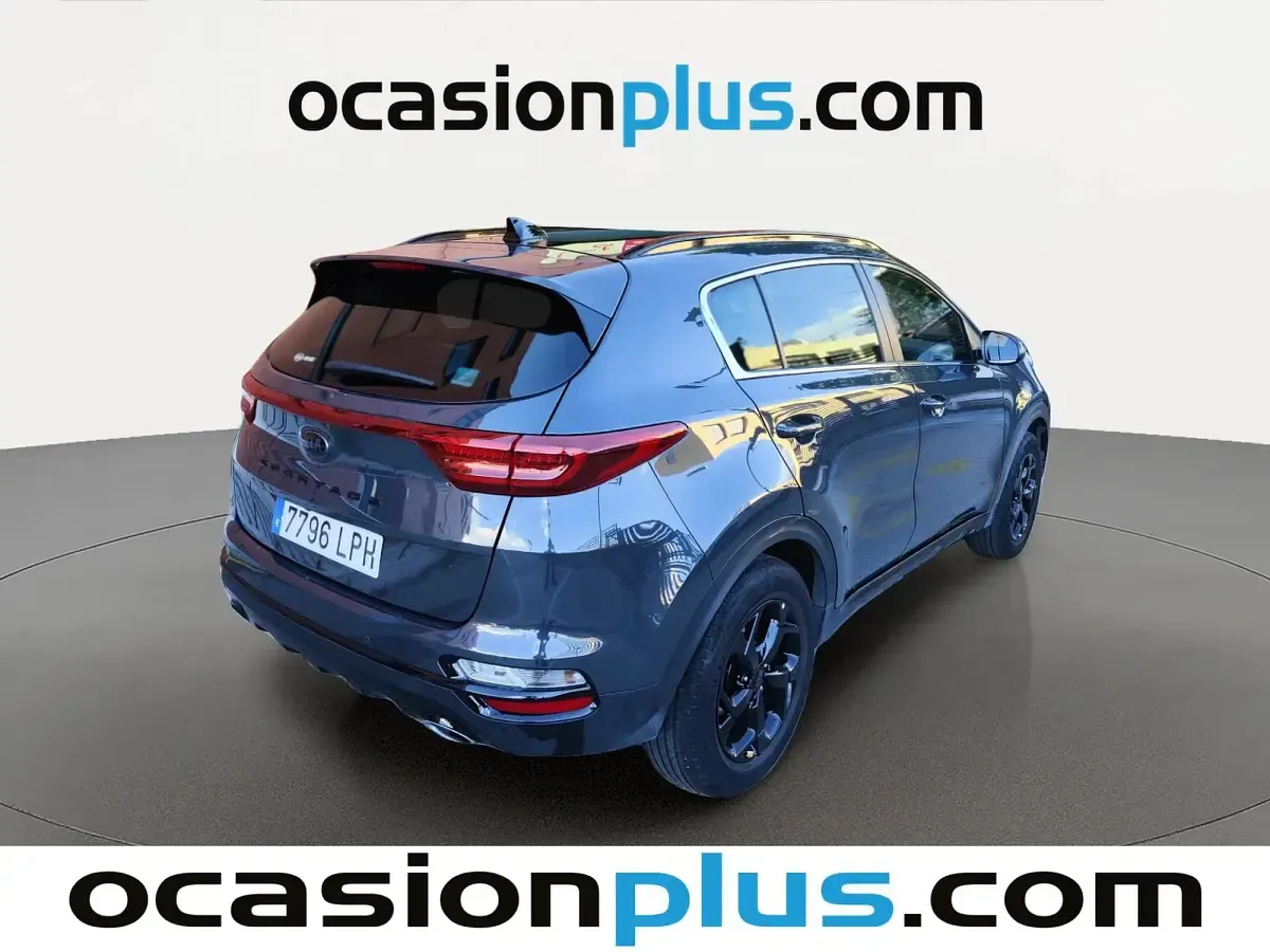 Usado Kia Sportage 132 CV (97 kW) 2021 Gris SUV