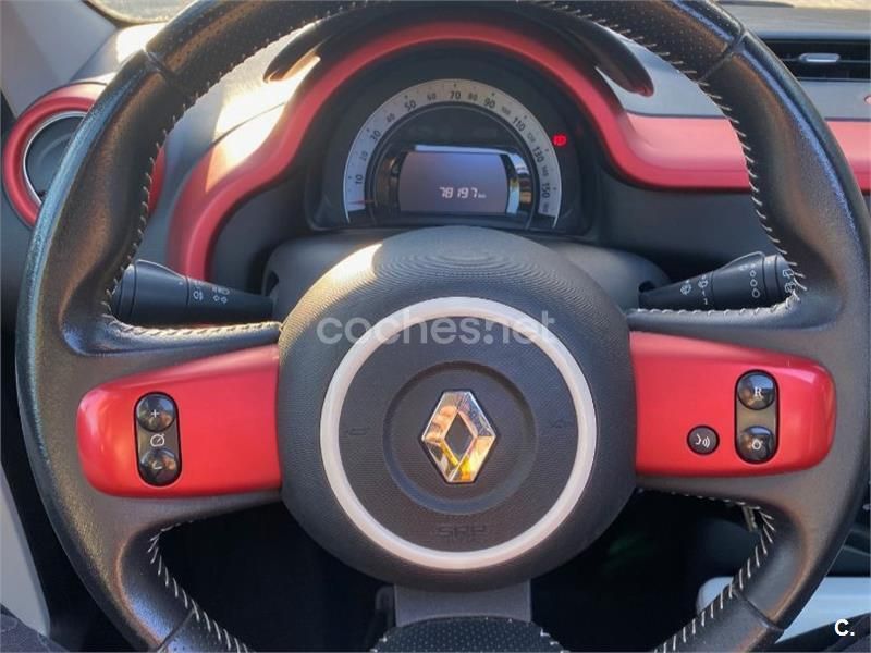 Usado Renault Twingo SE 70 CV (51 kW) 2015 Blanco Utilitario