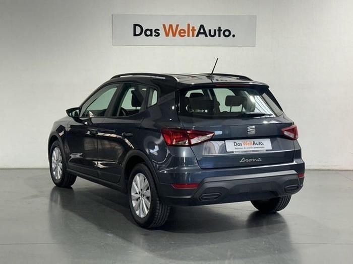 Gris Usado 2024 Seat Arona Style SUV | 18.900 € (Precio justo) - Imagen 1/4