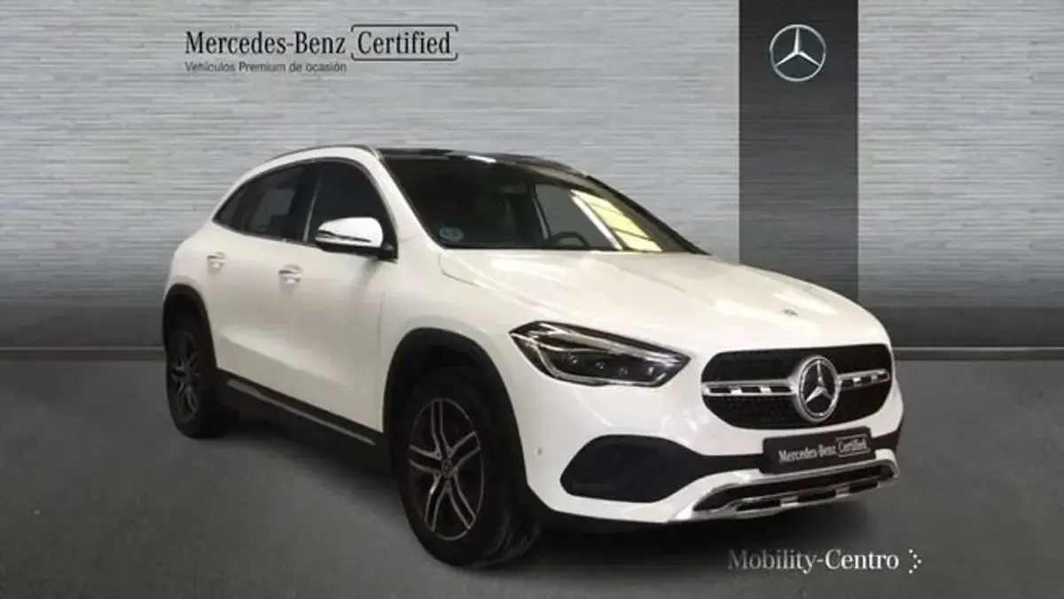 Usado Mercedes GLA200 150 CV (110 kW) 2021 Blanco SUV